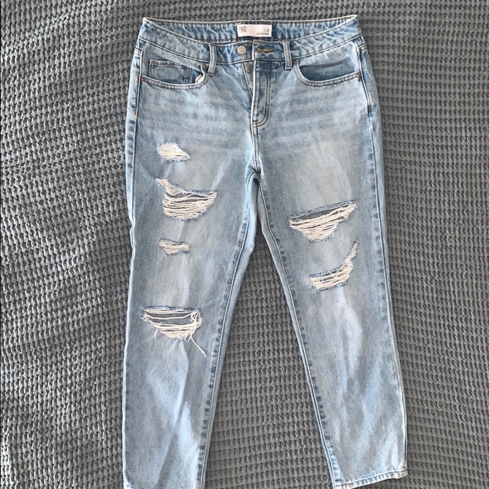 Tilly’s RSQ Boyfriend Jeans